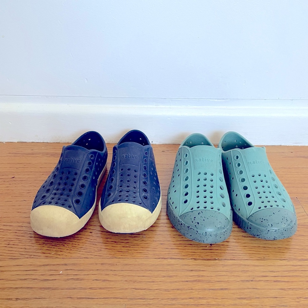 Native Jefferson Shoe Bundle Size C9 Toddler Blue and Green